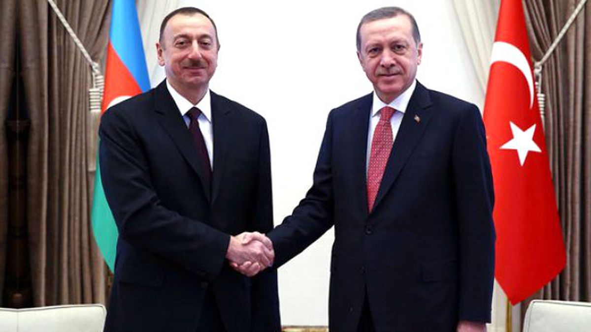 Azerbaycan İflas Etmemek İçin Özelleştirmeye Başlıyor