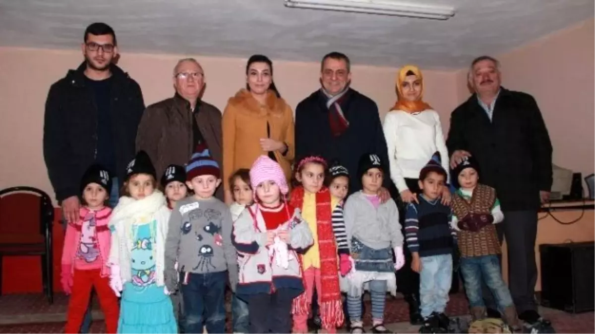 Başkan Sağıroğlu\'ndan "Çocuklarımız Üşümesin" Projesine Destek