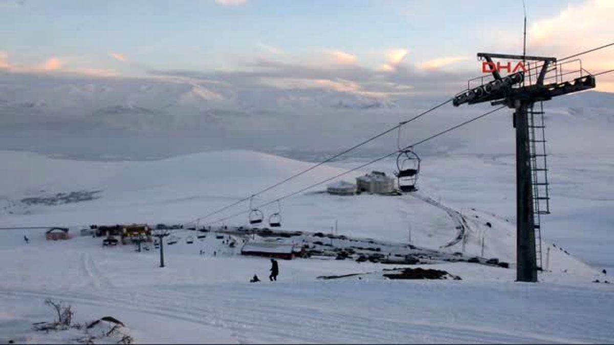 Bitlis Nemrut Kayak Merkezi Kayakseverleri Bekliyor