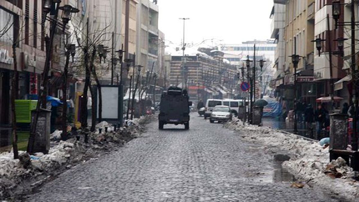 Diyarbakır Sur'da Çatışma: 1 Uzman Çavuş Şehit