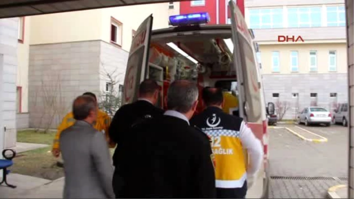 Erzurum Kaymakamın Aracı Kaza Yaptı: 1 Ölü, 2 Yaralı