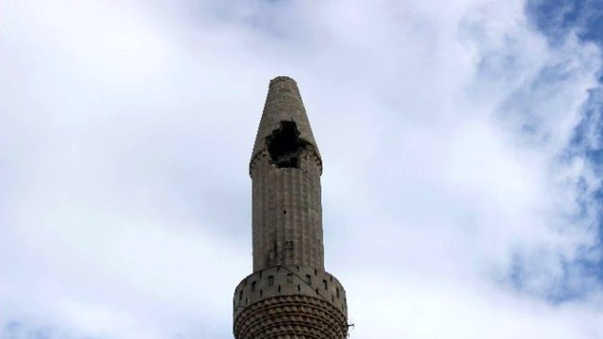 Kilis\'te Minareye Yıldırım Düştü