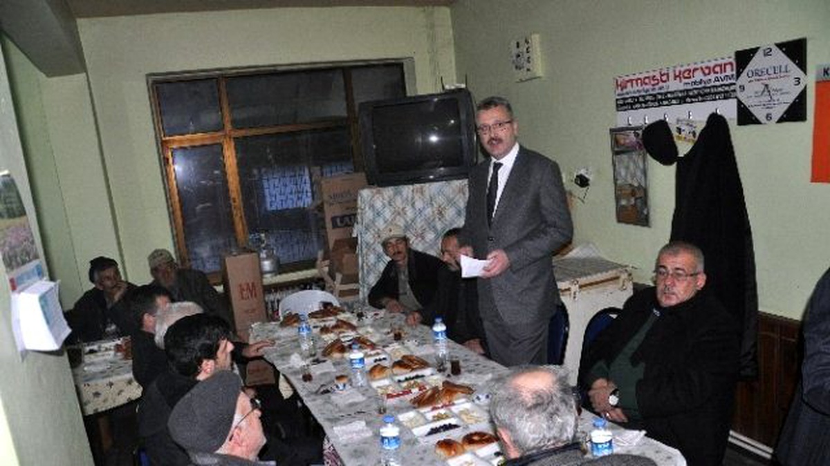 Mobil Başkan Vatandaşın İsteklerini Dinliyor
