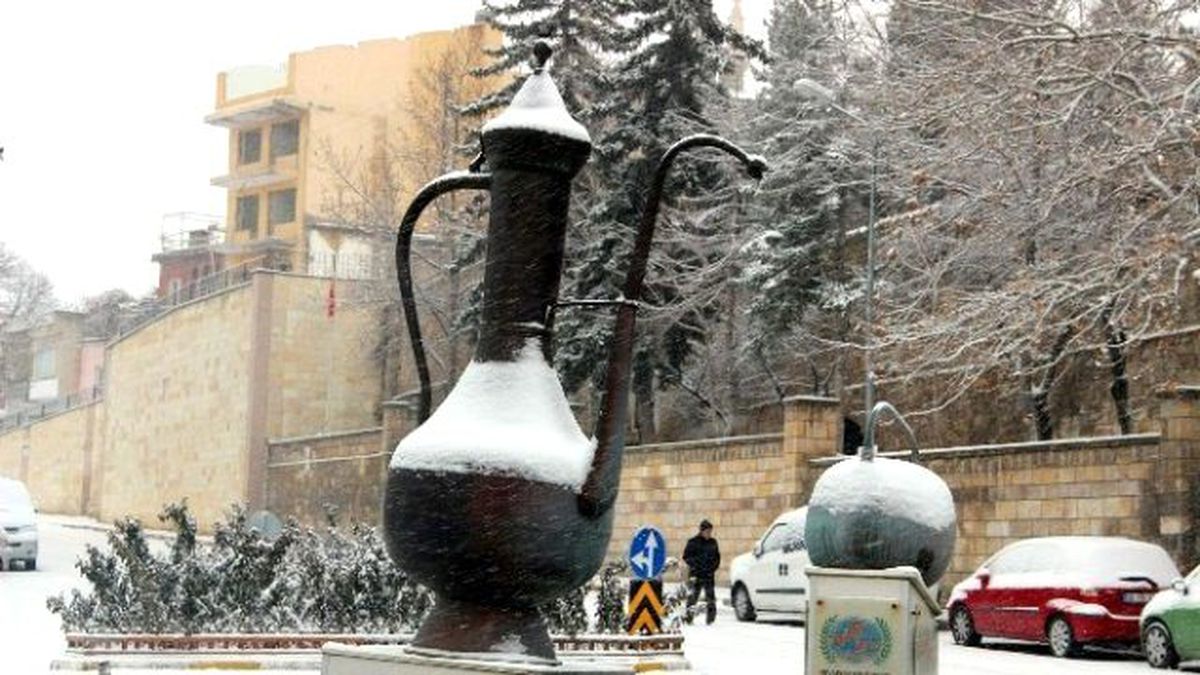 Nevşehir\'de Kar Yağışı Etkili Oluyor