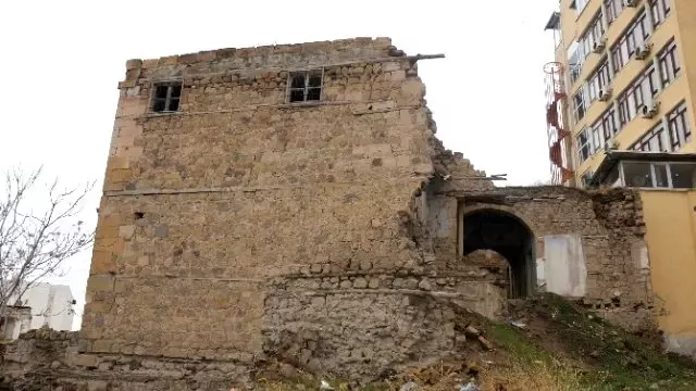 Niğde’de Harabe Evler Tehlike Saçıyor Son Dakika