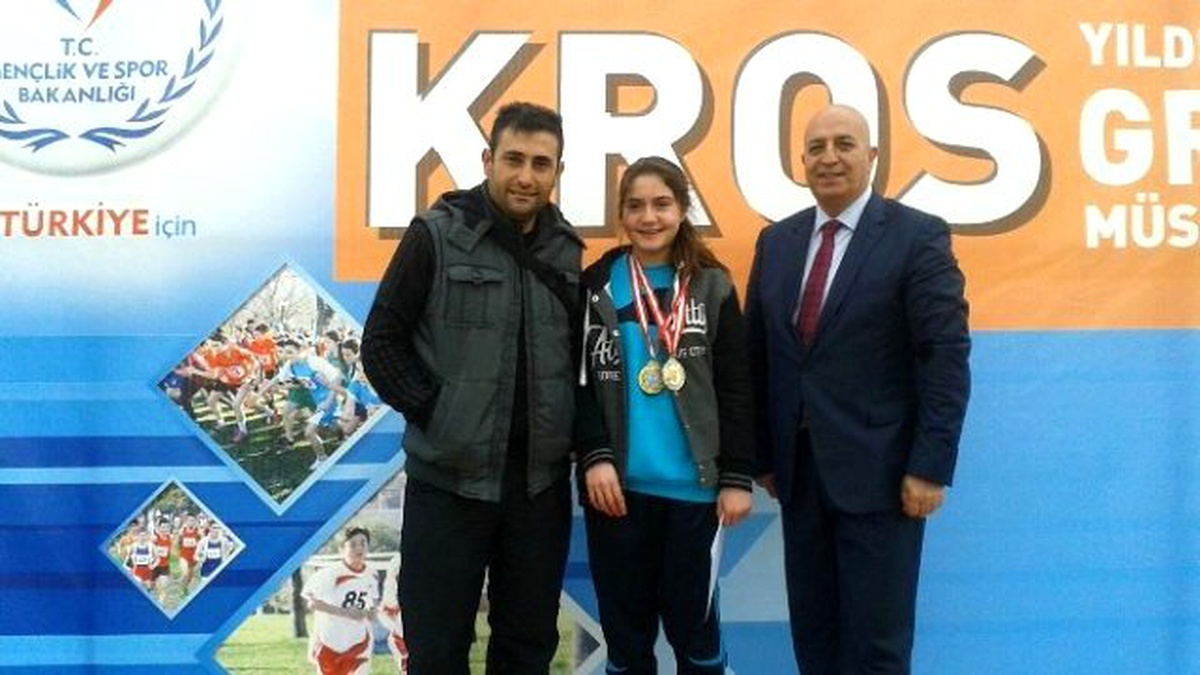 Osmangazili Atlet Bölge Birincisi Oldu