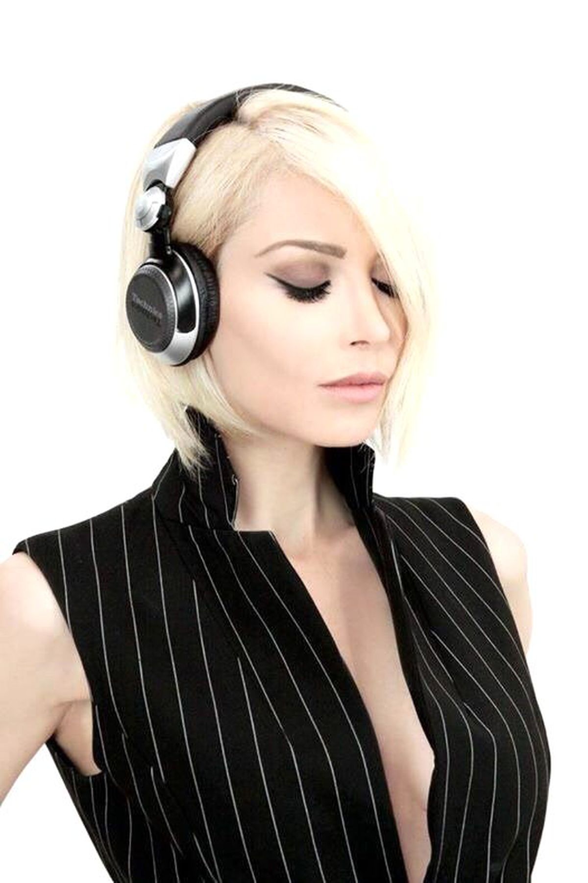 Öykü Serter Dj Performansları Sürüyor!