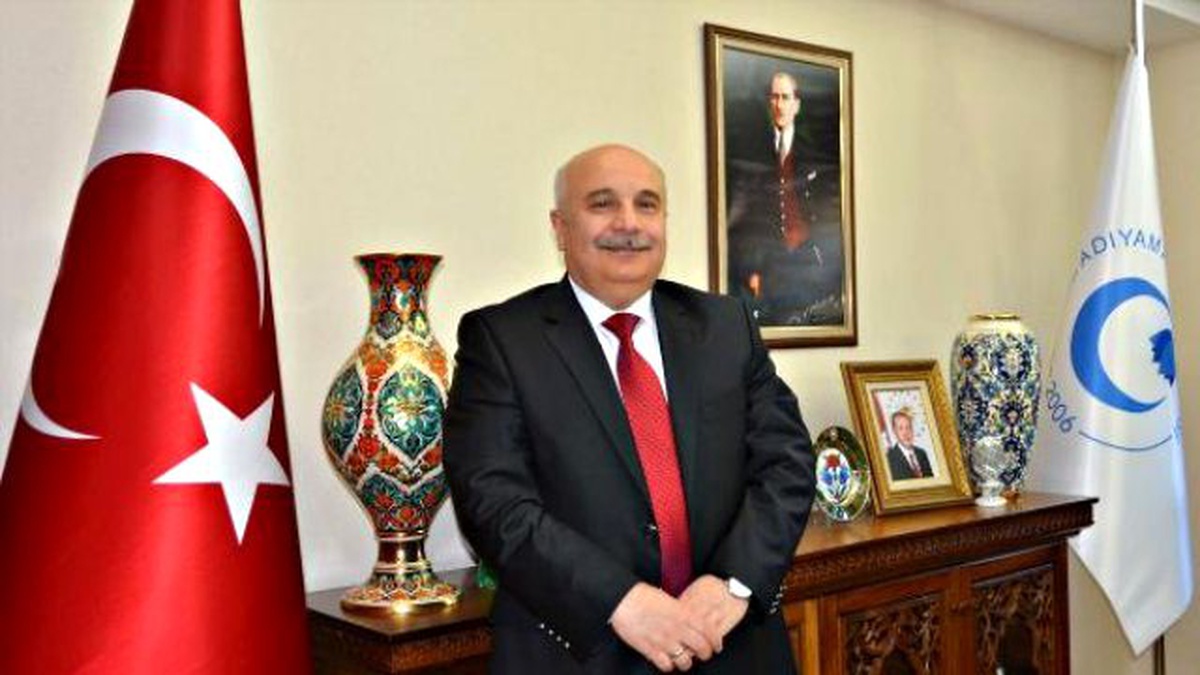 Rektör Gönüllü: Akademisyenlerin İmzasına Çok Üzüldüm