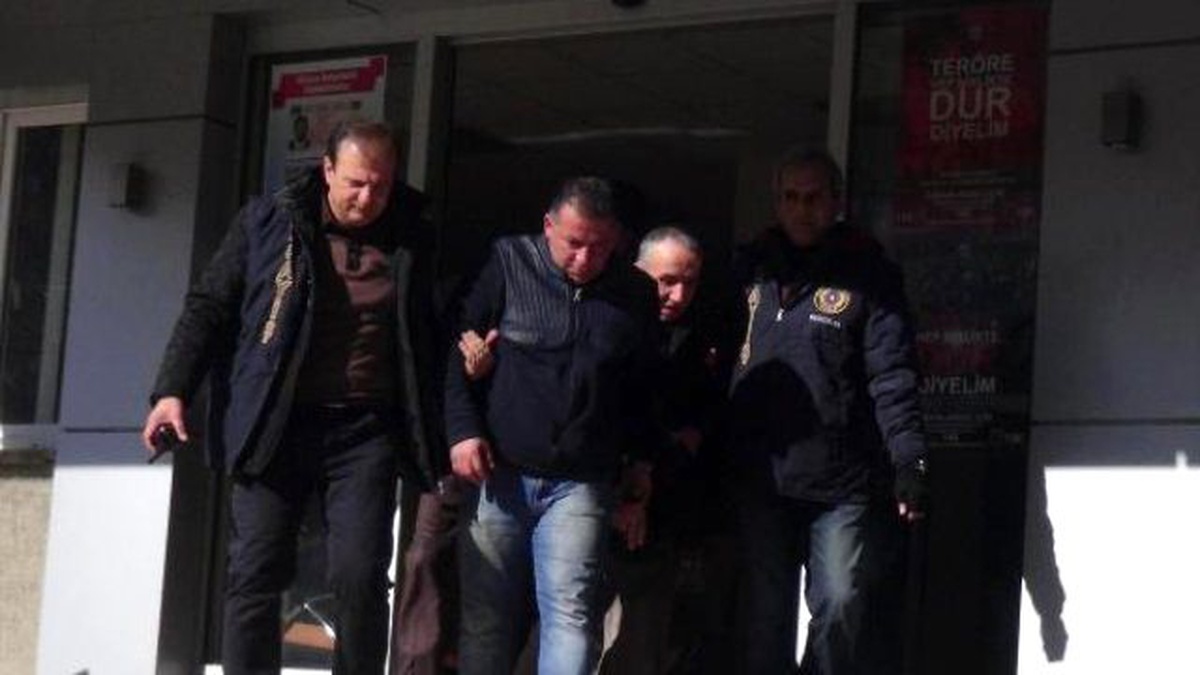 Sahte Makbuzla Yardım Toplamaya 4 Kişi Gözaltına Alındı