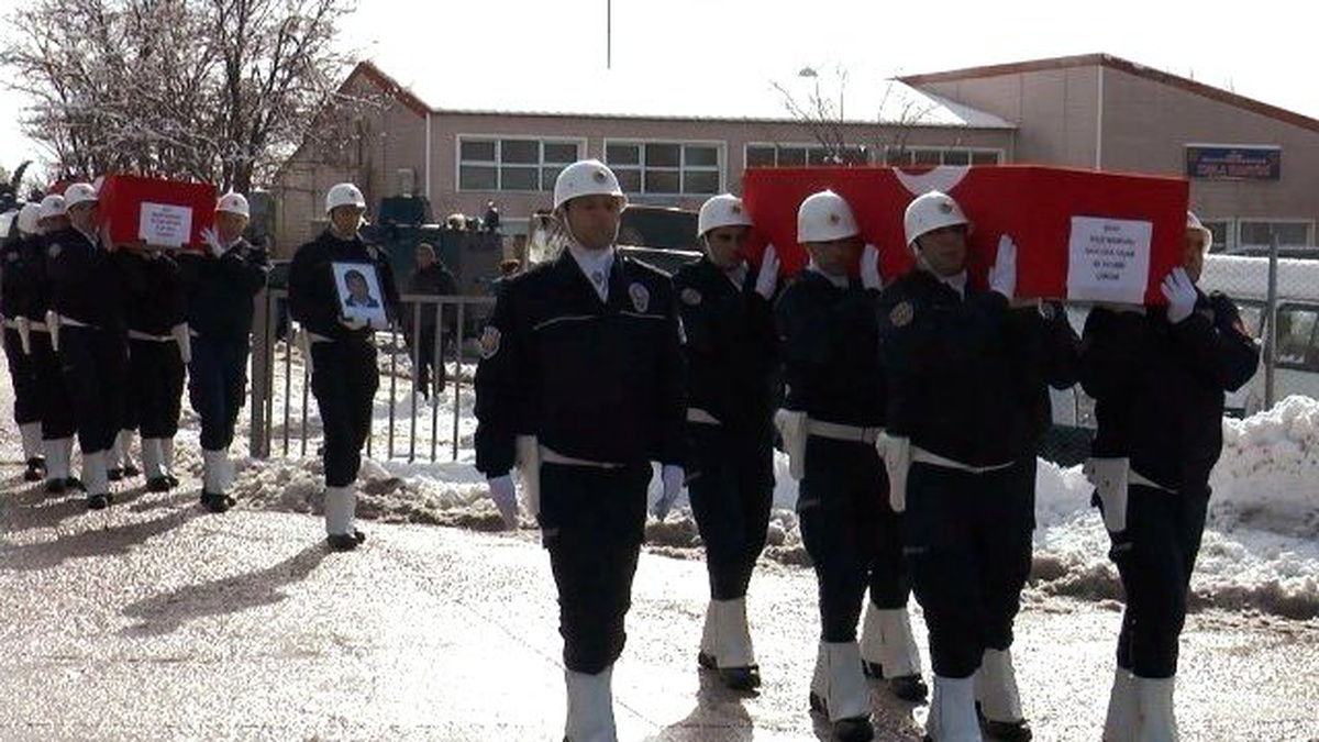 Şehit Polisler, Törenle Memleketlerine Uğurlandı