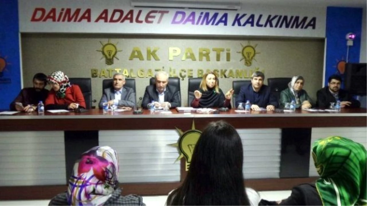AK Partili Çalık: Saz Çalan Adam Canavara Dönüştü