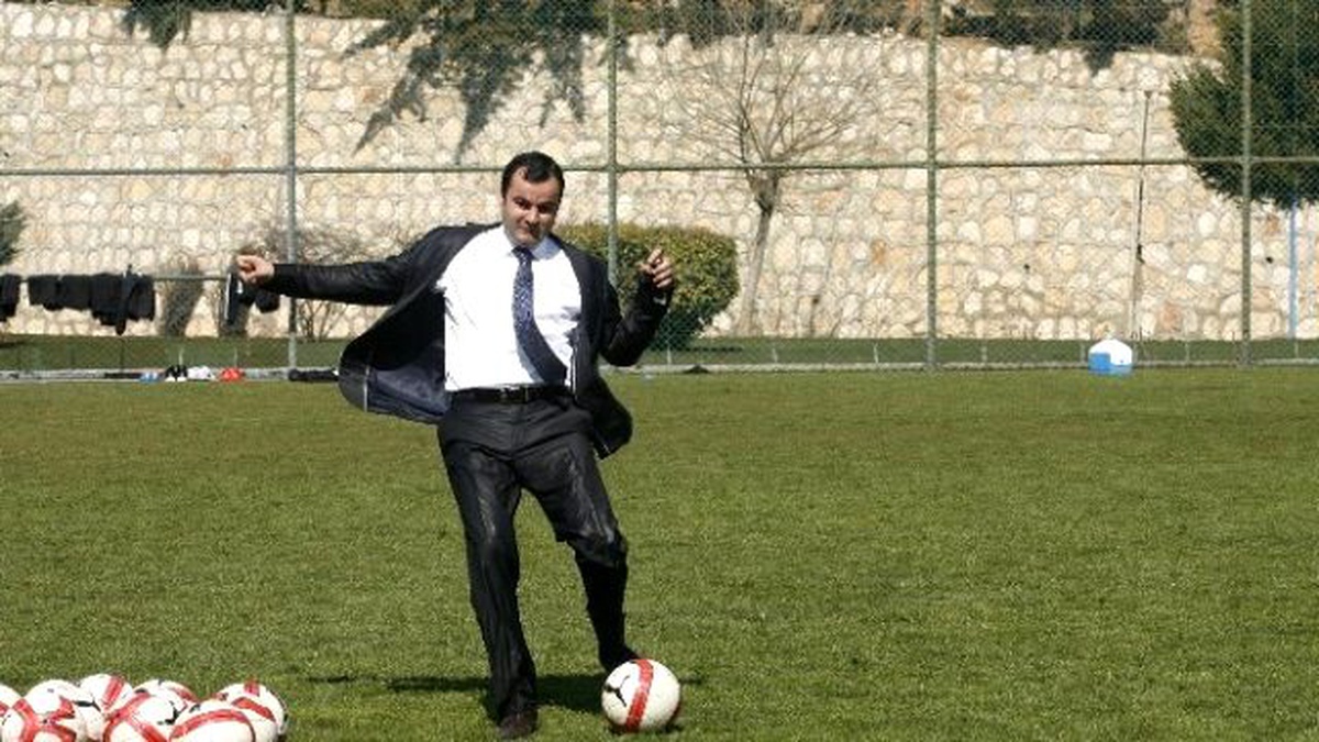 Büyükşehir Belediyespor Başkanı Toprak\'tan Hakemlere Sitem