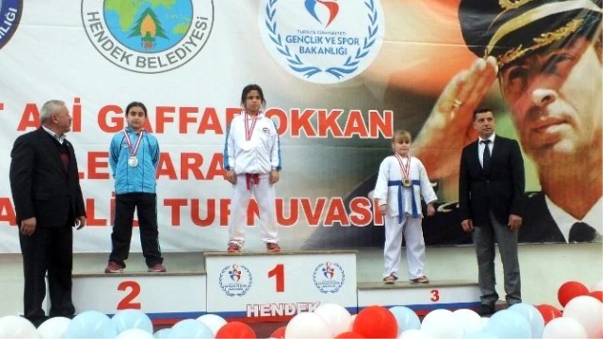 Büyükşehirli Karateciler, Gaffar Okan Ansına Yarıştı
