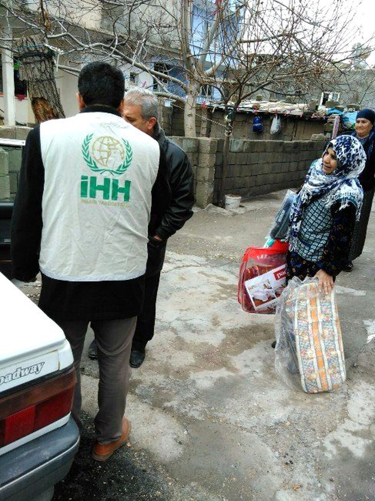İhh Tut İlçe Gönüllüleri, Gölbaşı İlçesinde Yardımda Bulundu