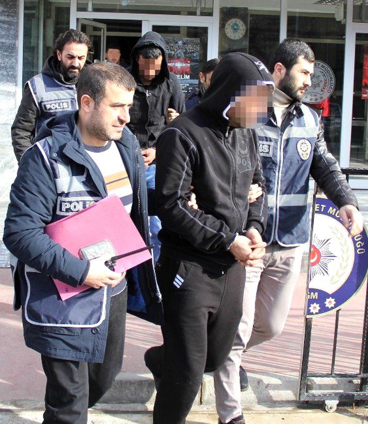 İnşaattan Kablo Hırsızlığına Adli Kontrol