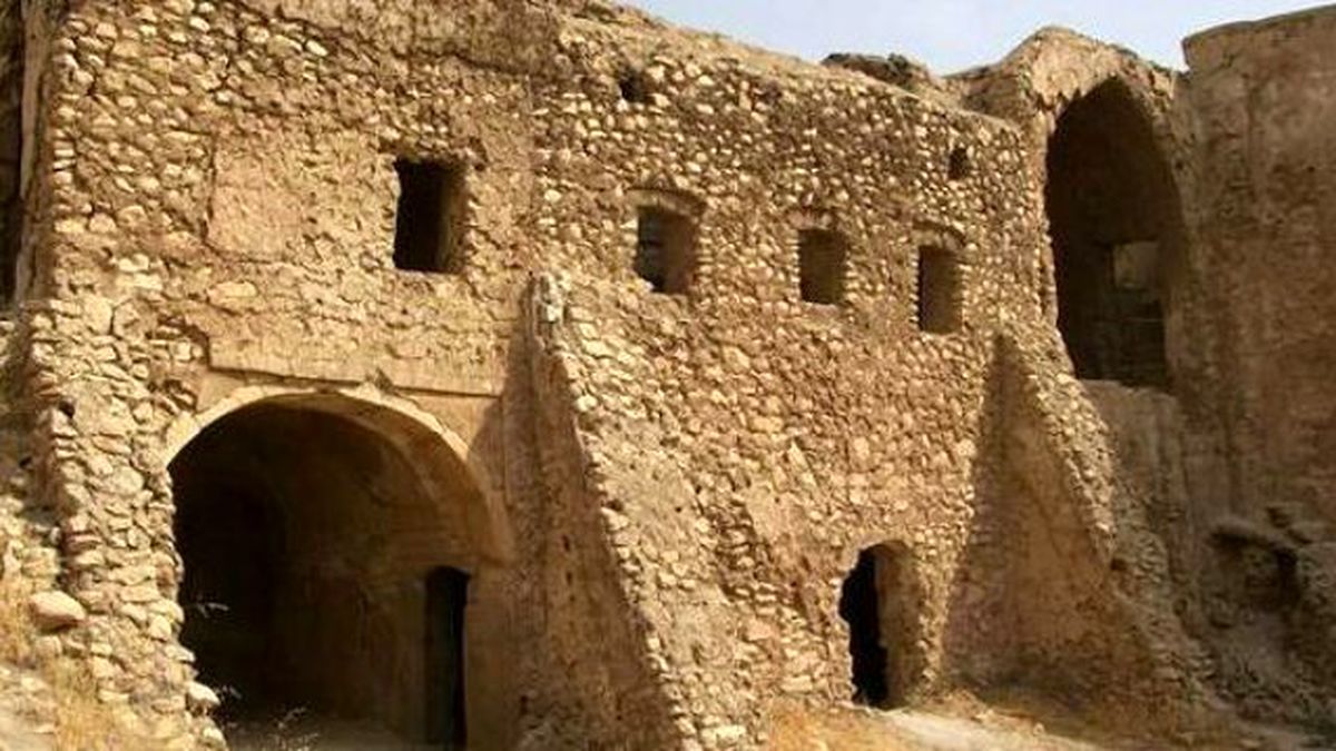 IŞİD Irak'taki Bin 400 Yıllık Hz. İlyas Manastırını Yerle Bir Etti