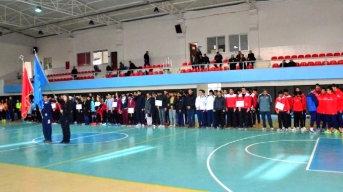 Okullararası Futsal Kız ve Erkek Grup Müsabakaları