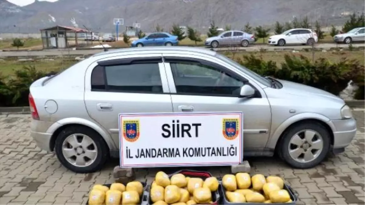 Siirt\'te 57 Kilo Esrar Ele Geçirildi, 3 Kişi Tutuklandı