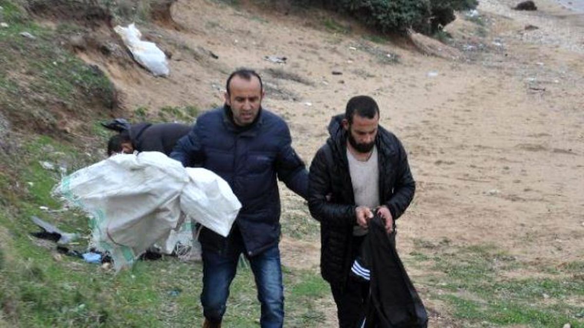 Umuda Yolculukta Suriyeliler, 5 Arkadaşlarını Bottan Attı