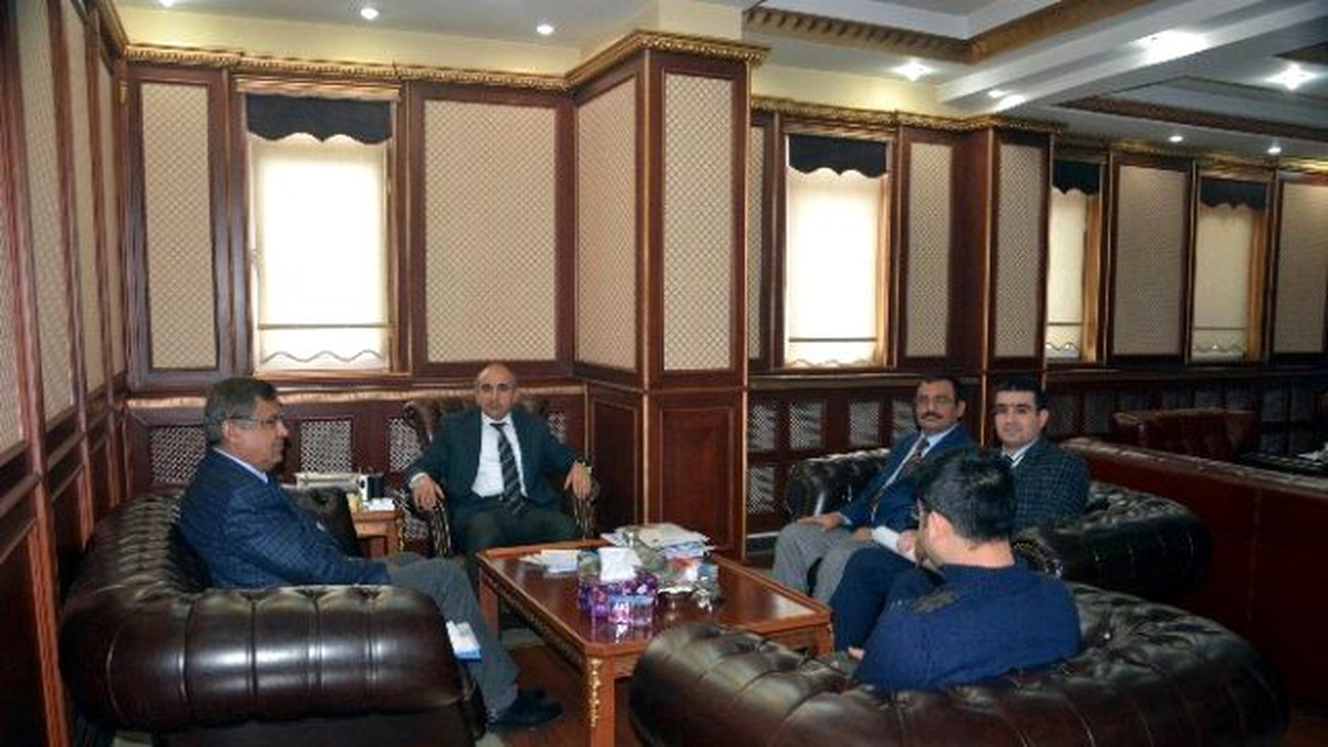 Üniversite Güneş Enerjisi Çalışma Grubu, Başkan Kara\'yı Ziyaret Etti
