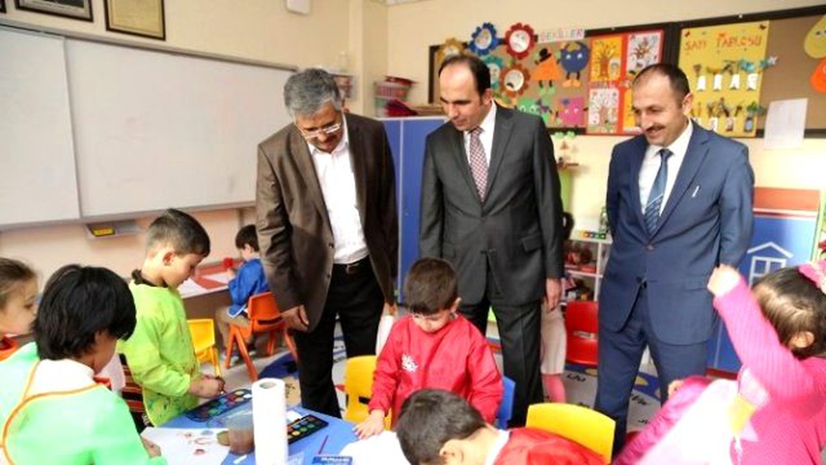 Başkan Altay\'ın Okul Ziyaretleri Sürüyor