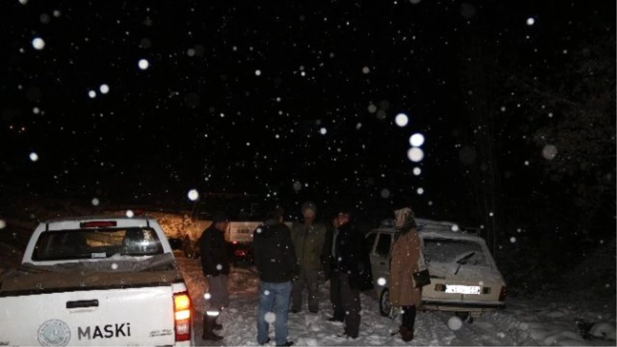 Demirci\'de Öğrencilere 1 Gün Kar Tatili