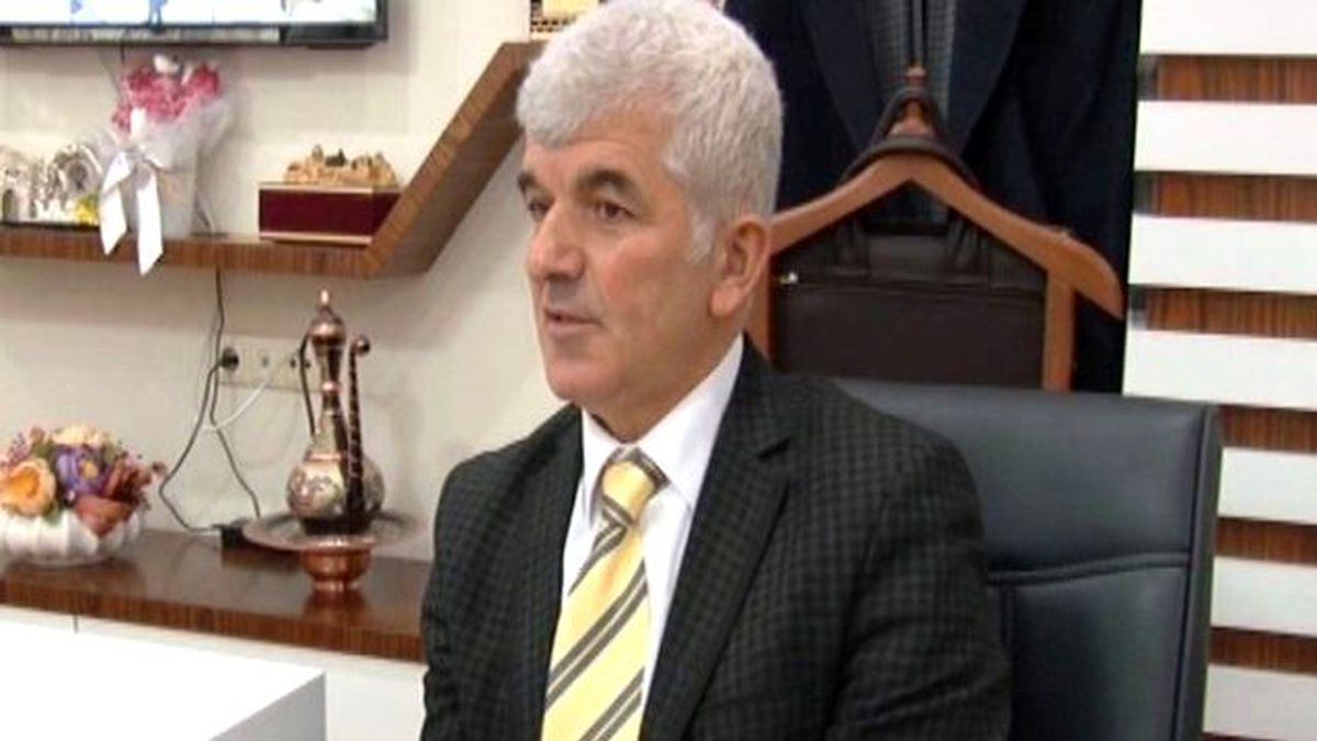 Ege Bölgesi Malatyalılar Derneği Başkanı Nüvit Ateş\'den AK Parti ve CHP\'ye Ziyaret