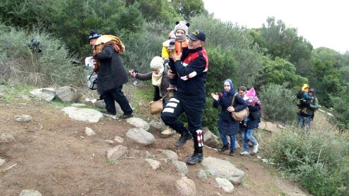 Jandarma 2 Günde 2 Bin Kaçak Göçmeni Yakaladı