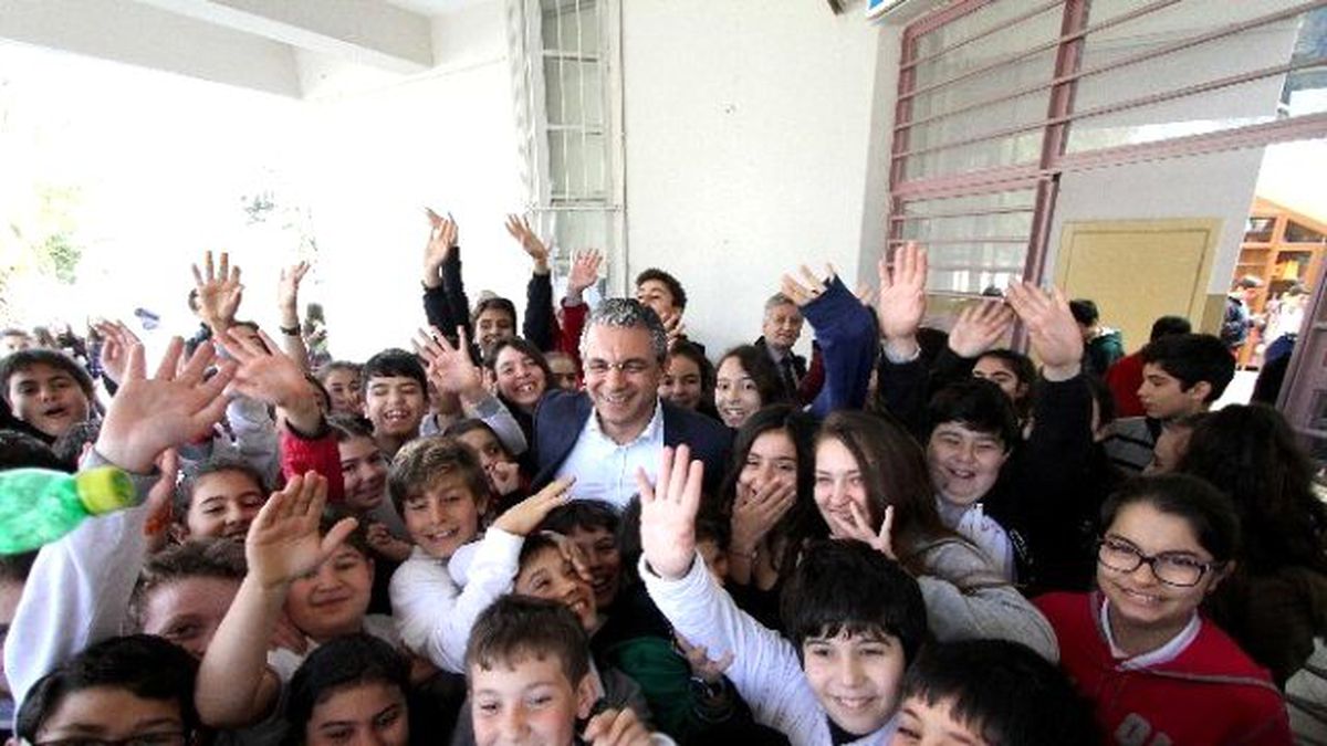 Karşıyaka\'da Çocuklara Güzel Konuşma Eğitimi