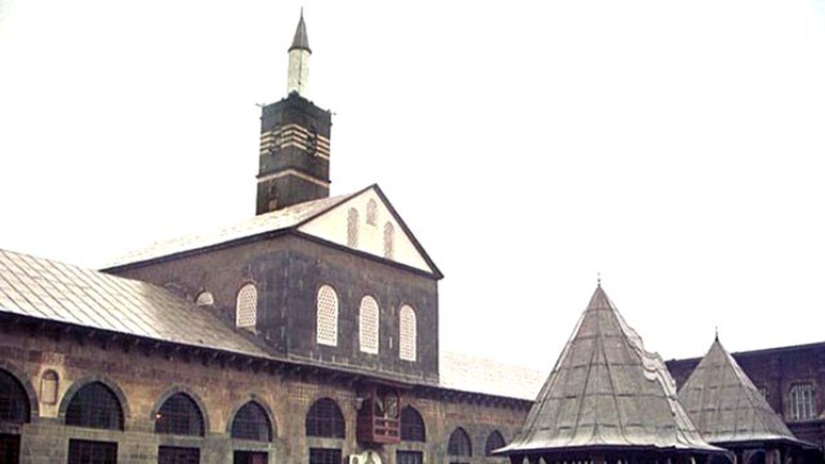 Komutan, Ulu Cami Hoparlöründen PKK'lılara Seslendi: Teslim Olun!