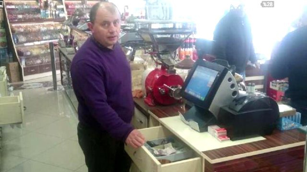 Kuruyemişçiden Hırsızlık Güvenlik Kamerasında