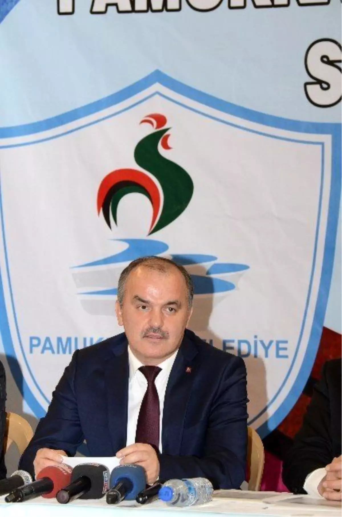 Pamukkale Belediyesi\'nde Milli Sevinç