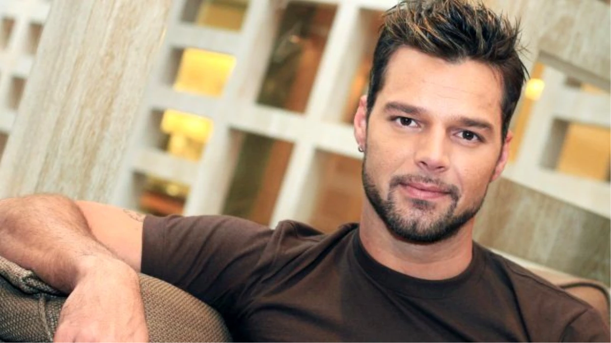 Ricky Martin: Gay\'im ama Kadınlarla İlişkiye Açığım
