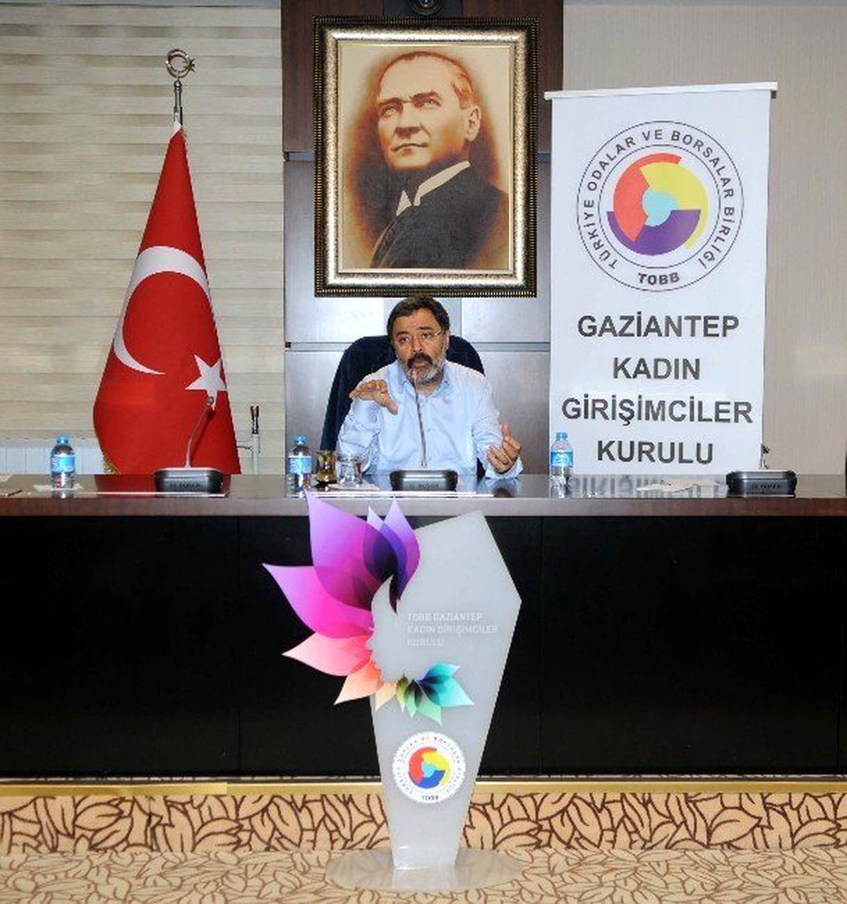 Yazar Ahmet Ümit Kadın Girişimcilerle Buluştu