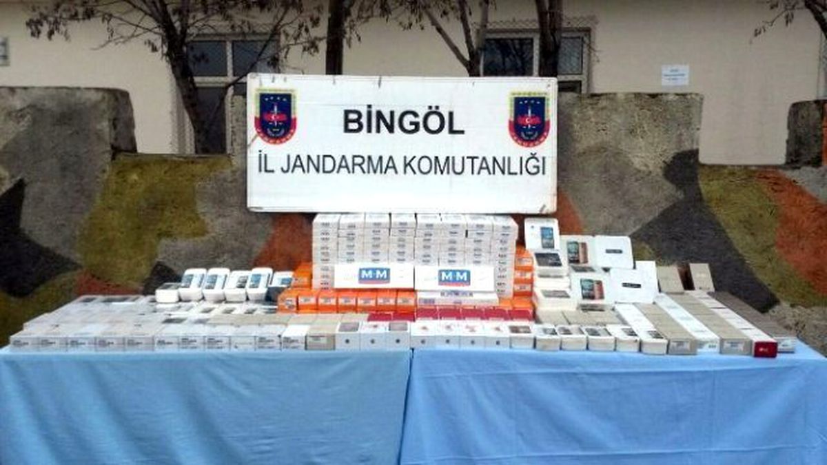350 Bin Liralık Kaçak Telefon Yakalandı