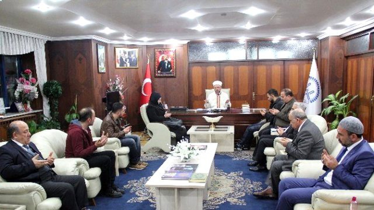 Alman İrina Müslüman Olarak Esra Adını Aldı