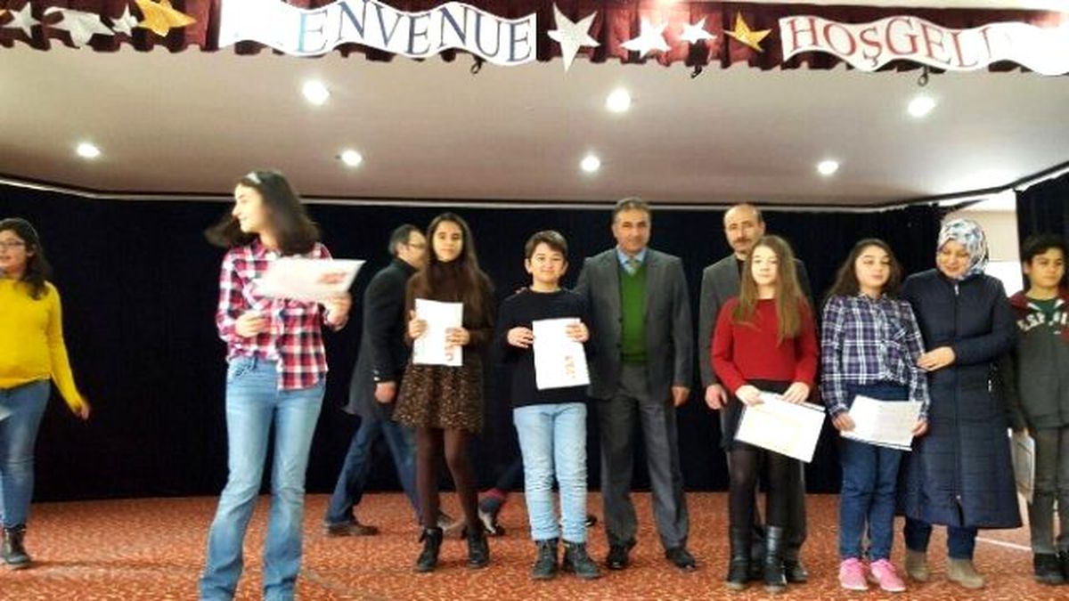Bilecik\'te Dereceye Giren Öğrenciler Ödüllendirildi