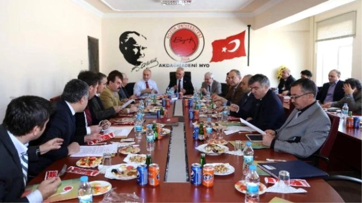 Bozok Üniversitesi Senatosu Akdağmadeni İlçesinde Toplandı