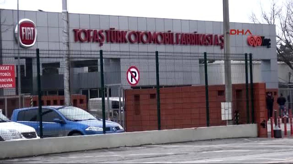 Bursa -Tofaş?ta Bayraklar Yarıya İndi