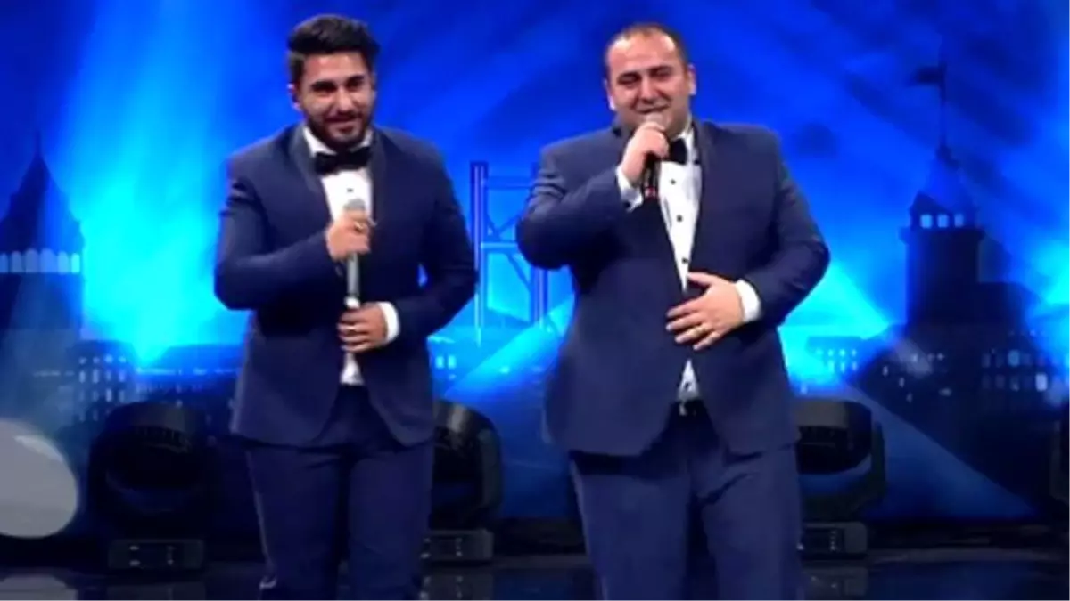 Geçen Yılın Finalistleri Erdal ve Burak Kardeşler Sahnede...