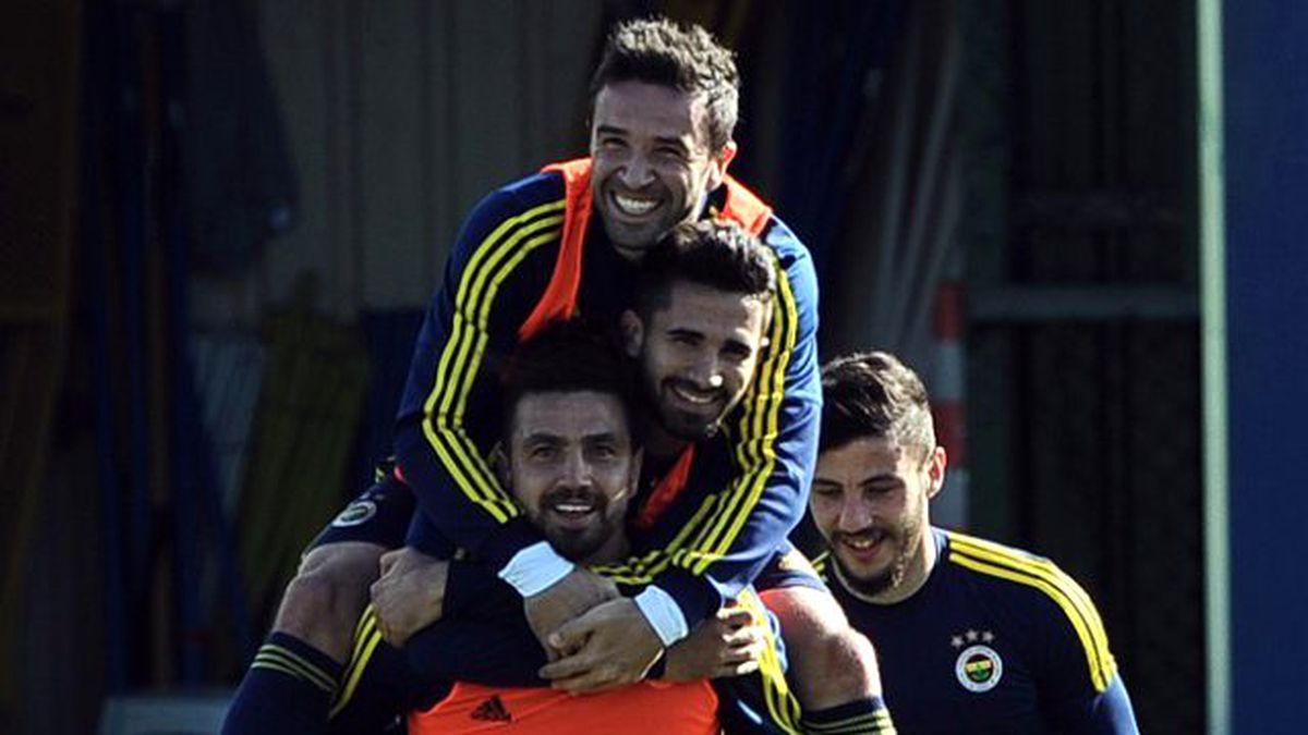 Gökhan Gönül Hangi Maçlarda Yok?