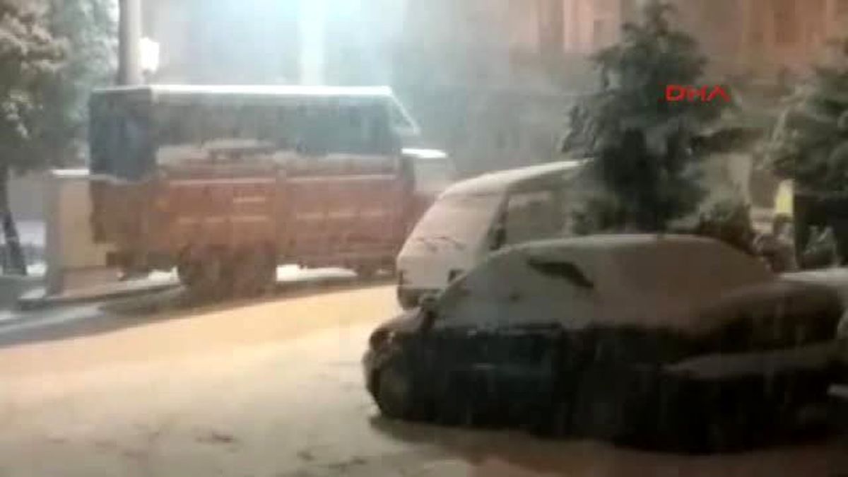 Kocaeli\'de Kar Yağışı Etkili Oldu