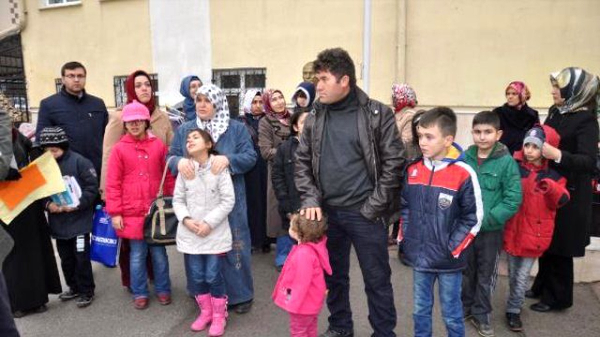 Okulda Öğretmen- Veli Tartışmasına Polis Müdahalesi