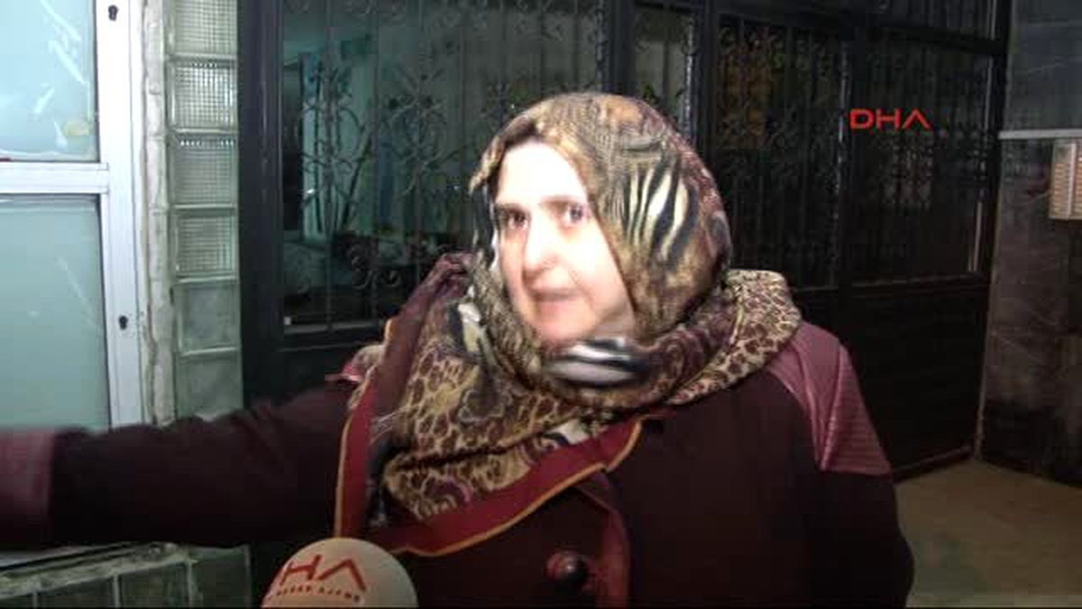 Otomatik Kepenk Kapanınca Bir Müşteri İki Çalışan Markette Rehin Kaldı