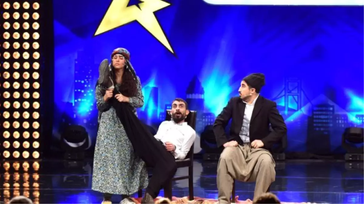 Şahin, İlker, Hasan ve Fadile\'nin Skeç Gösterisi