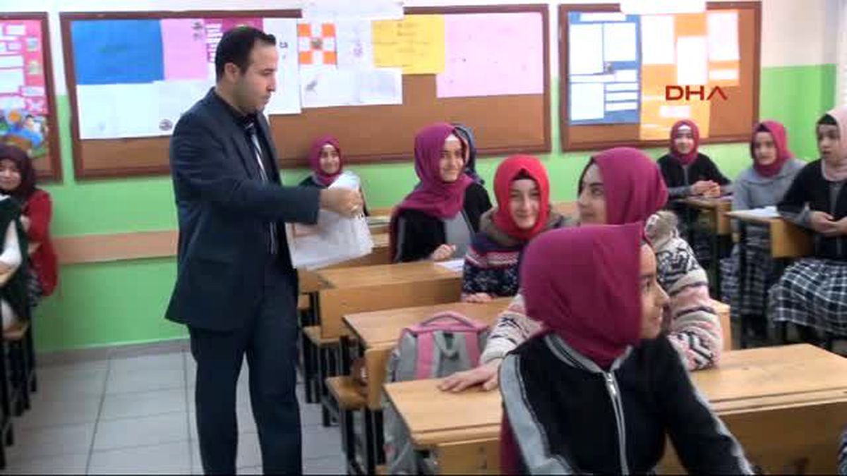 Şanlıurfa?da 603 Bin Öğrenci Karne Sevinci Yaşadı