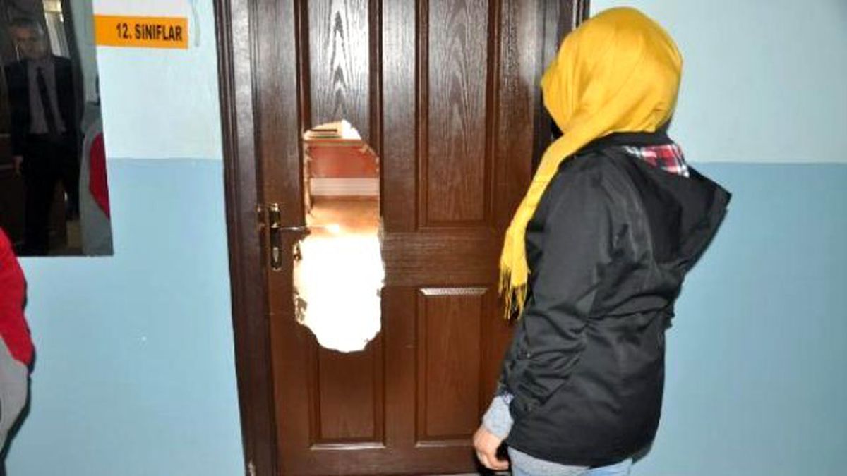 Şehide Mevlit Okutmak İçin Toplanan Parayı Çaldılar