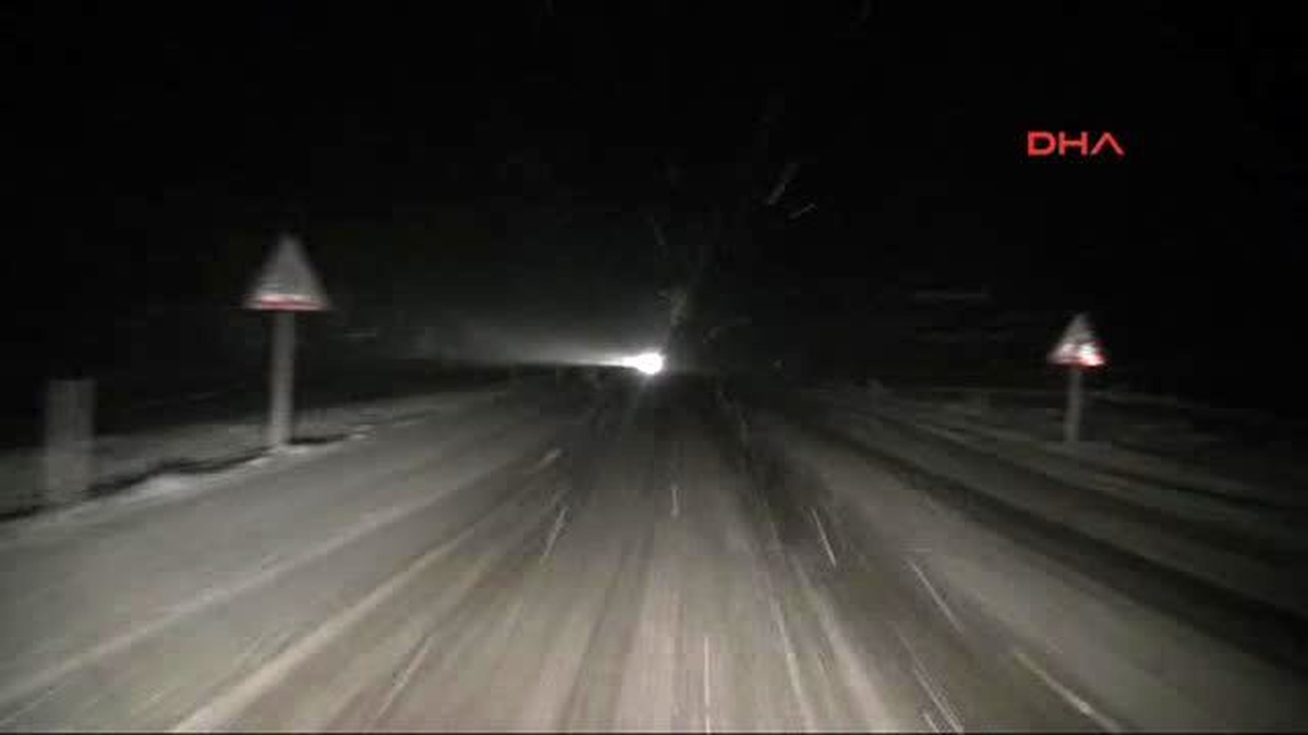 Tokat-Sivas Karayolunda Ulaşım Güçlükle Sağlanıyor