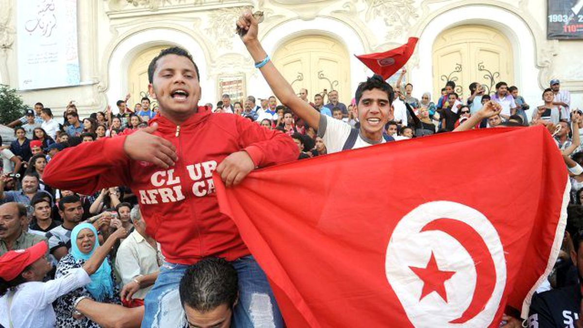 Tunus'ta Diplomalı İşsizlerin Gösterileri Ülkeye Yayılıyor