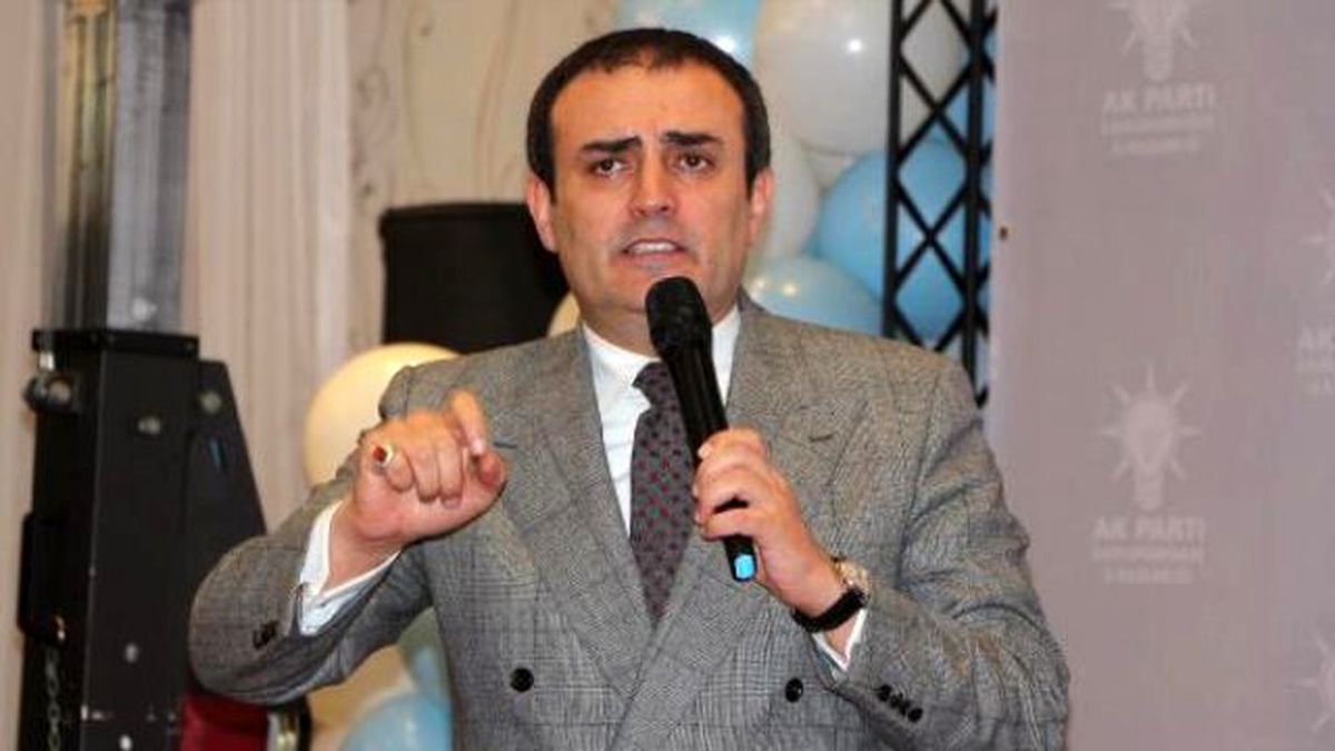 Bakan Ünal\'dan \'Diktatör Bozuntusu\' Tepkisi
